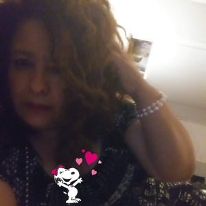 Meet your Posher, Zoila